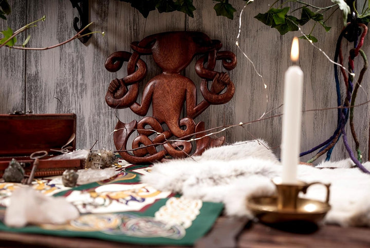 Windalf Celtic Irish Holzbild CERNON 31 cm Cernunnos Wand Deko Wandrelief Nordisch Skandinavisches H