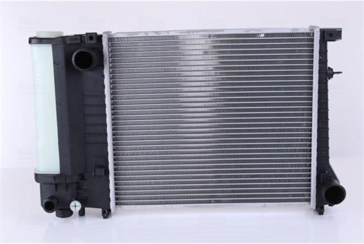 Nissens 60729A Kühler, Motorkühlung