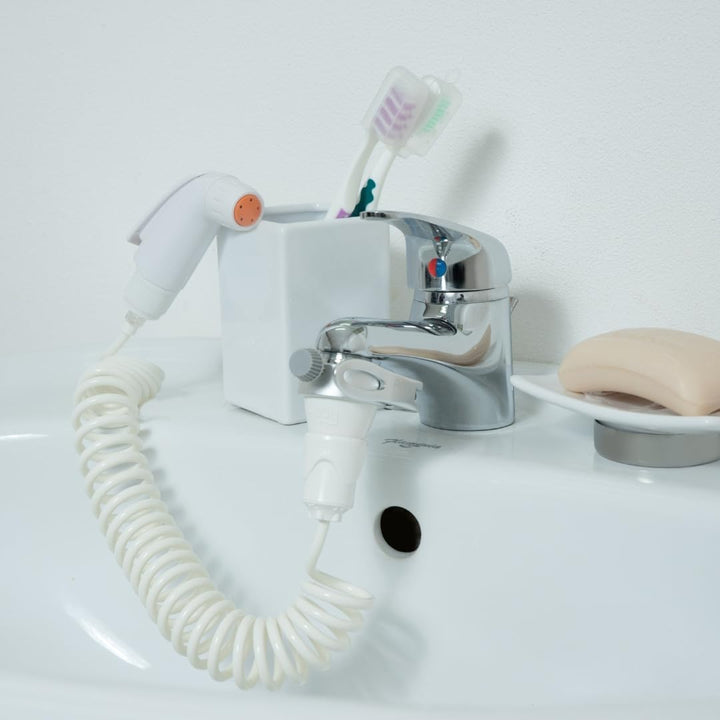 HELLO BIDET - Verpackung "TRAVEL" - tragbares Bidet für die Intimhygiene auch auf Reisen
