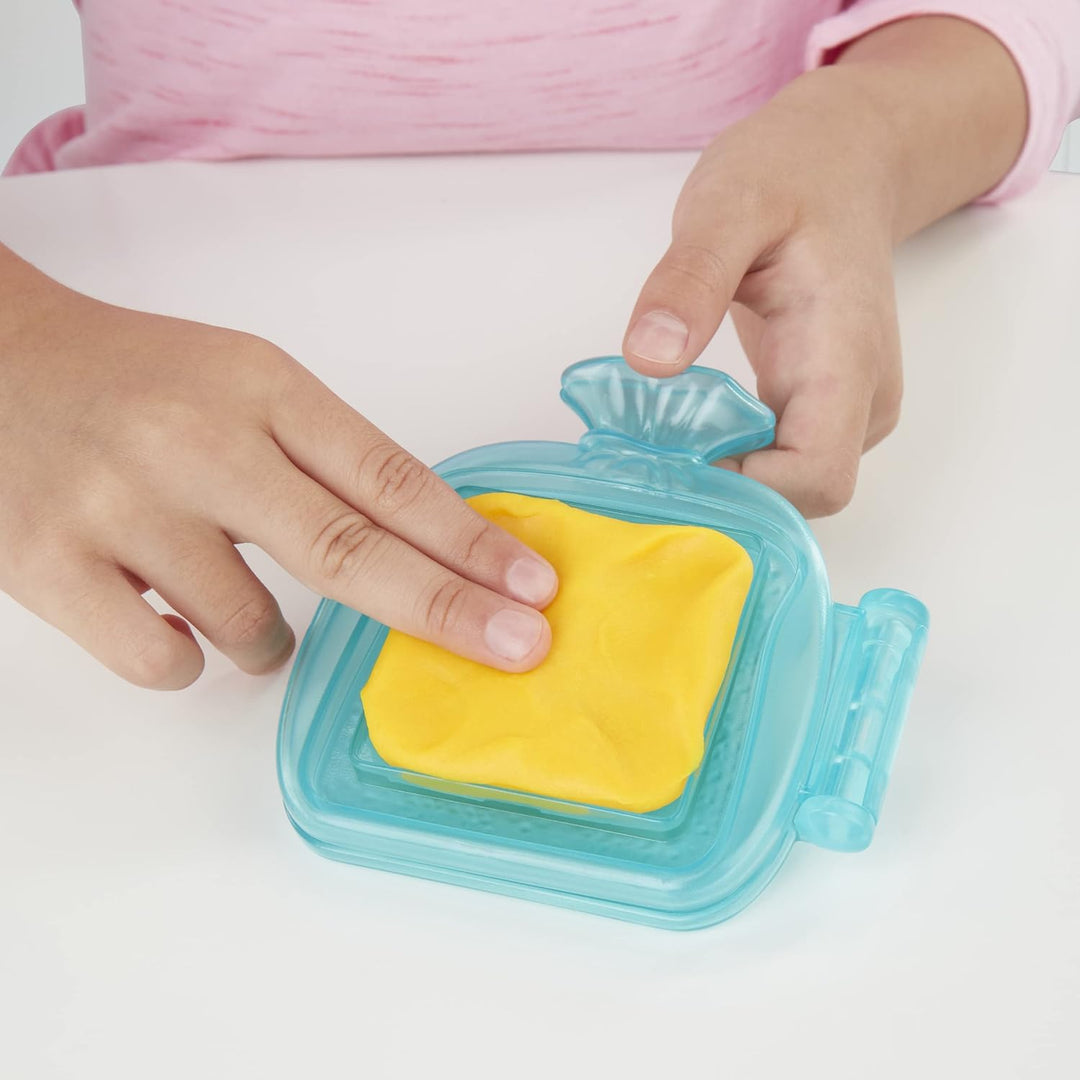 Play-Doh Kitchen Creations Sandwichmaker Set für Kinder ab 3 Jahren Elastix Knete und 6 weiteren Far
