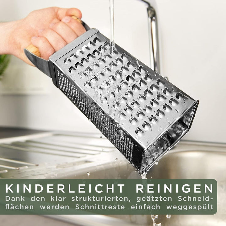 WALDWERK Design Reibe (24,5x10,5cm) - Gemüsehobel aus Edelstahl mit geätzten Schneiden - Käsereibe m