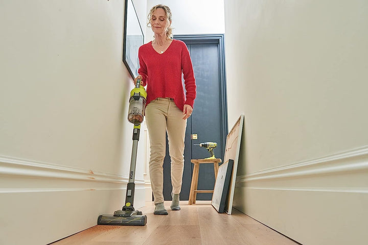 RYOBI 18 V ONE+ Akku-Bodenhandsauger RSV18-0 (30 AirWatt Saugleistung, 820 l/min Luftstrom, 24 cm br