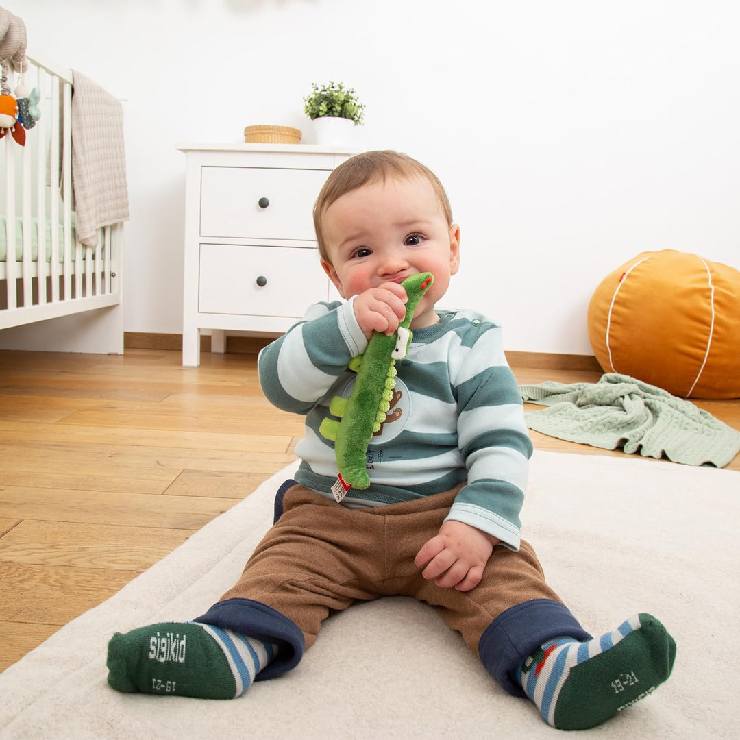 SIGIKID 41178 Rassel Krokodil Red Stars Mädchen und Jungen Babyspielzeug empfohlen ab Geburt grün &