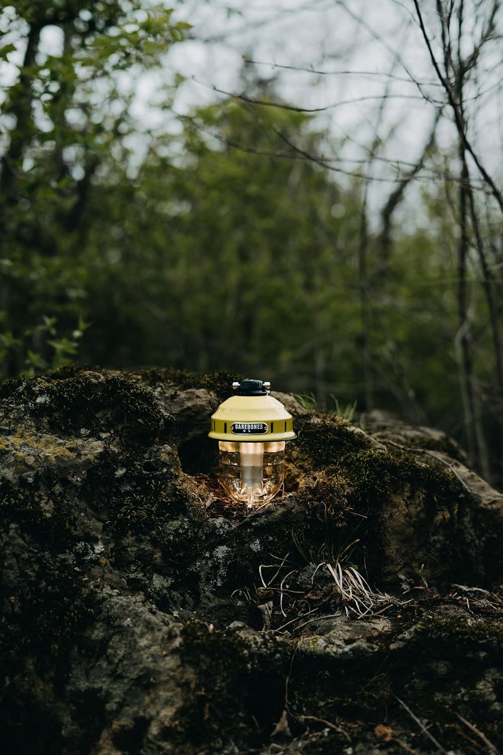 Barebones Beacon Hängeleuchte – Wiederaufladbare Camping-Laterne mit USB-LED-Licht – Hängende Latern