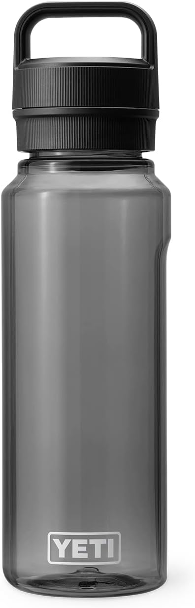 YETI Yonder Wasserflasche mit Yonder Chug Deckel, 1 l, Anthrazit 1 l Dunkelgrau, 1 l Dunkelgrau