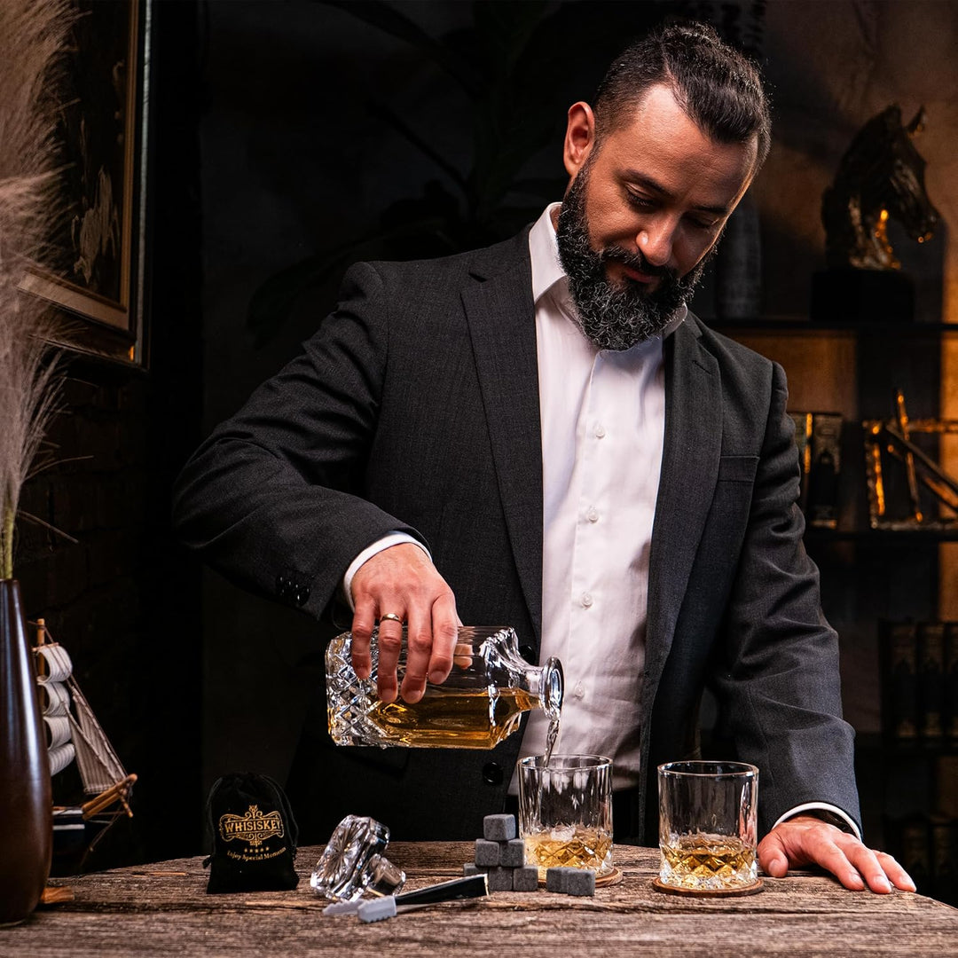 WHISISKEY Whisky Karaffe Set - Whiskey Geschenkset - Geschenke für Männer - Männergeschenke Geschenk