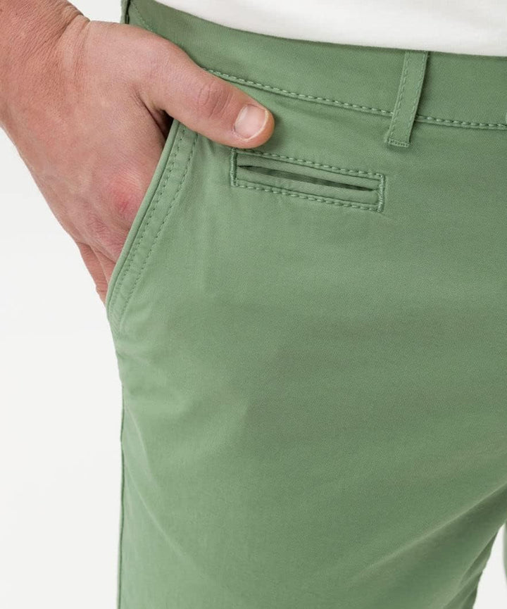 BRAX Herren Style Everest Chino in Triplestone-qualität Hose 94 Avocado, 94 Avocado