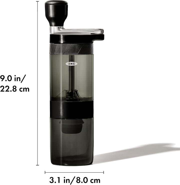 OXO Brew Manuelle Kaffeemühle – konisches Edelstahl-Mahlwerk, 40 Mahleinstellungen, kompakt und trag