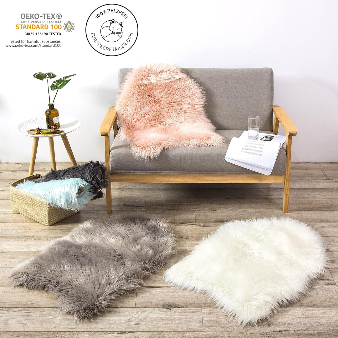 Teppich Wölkchen – Flauschiger Hochflor-Teppich Schlafzimmer - Schaffell Kunstfell Lammfell - Bettvo