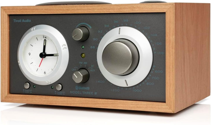 Tivoli Audio Model Three Bluetooth UKW-/MW-Radiowecker (Kirsche / Taupe), Kirsche / Taupe