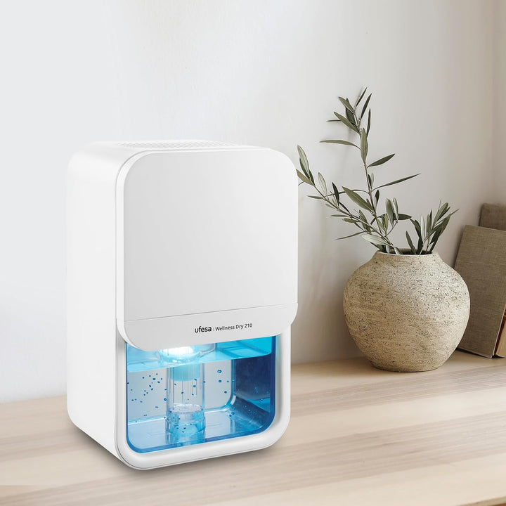 Ufesa Wellness Dry 210 Ultrasilent Luftentfeuchter ≤35dB, 210ml/Tag, 23W, 800ml Kapazität, 7 Einstel