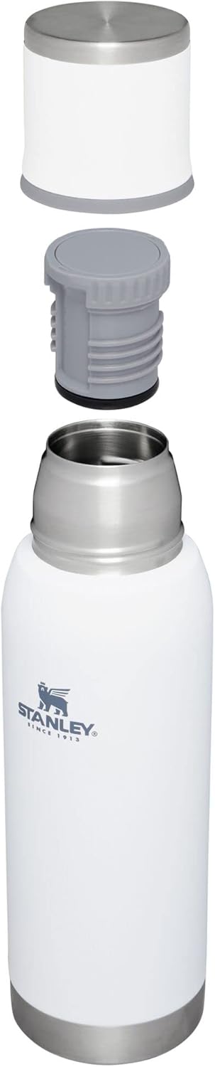 Stanley Adventure to Go Isolierter Reisebecher – 758 ml – auslaufsichere Edelstahl-Isolierflasche mi