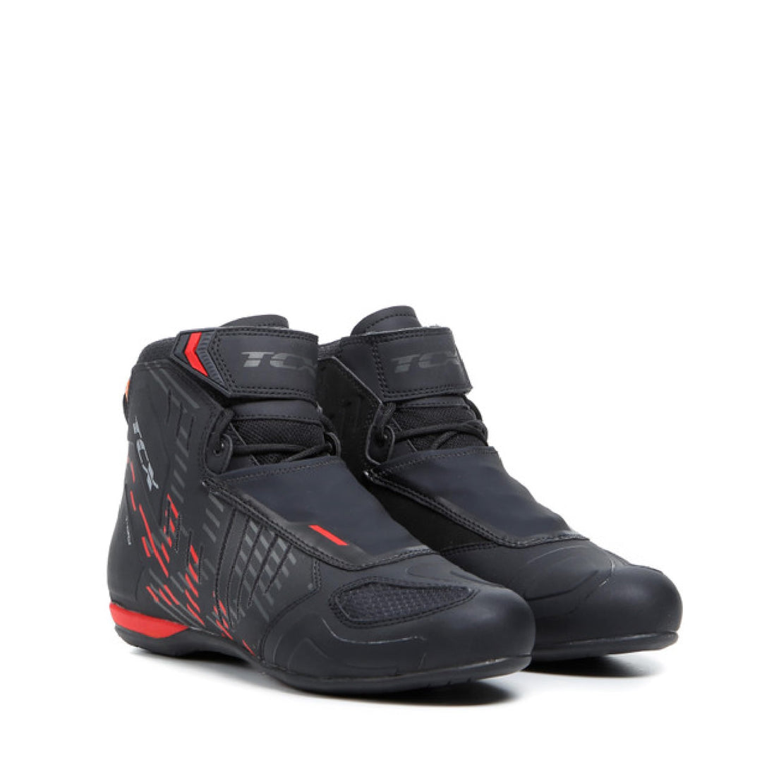 TCX Herren R04d WpWasserdichte Motorradschuhe für Herren, T-DRY Membran Zertifikat, Schnürsenkel und