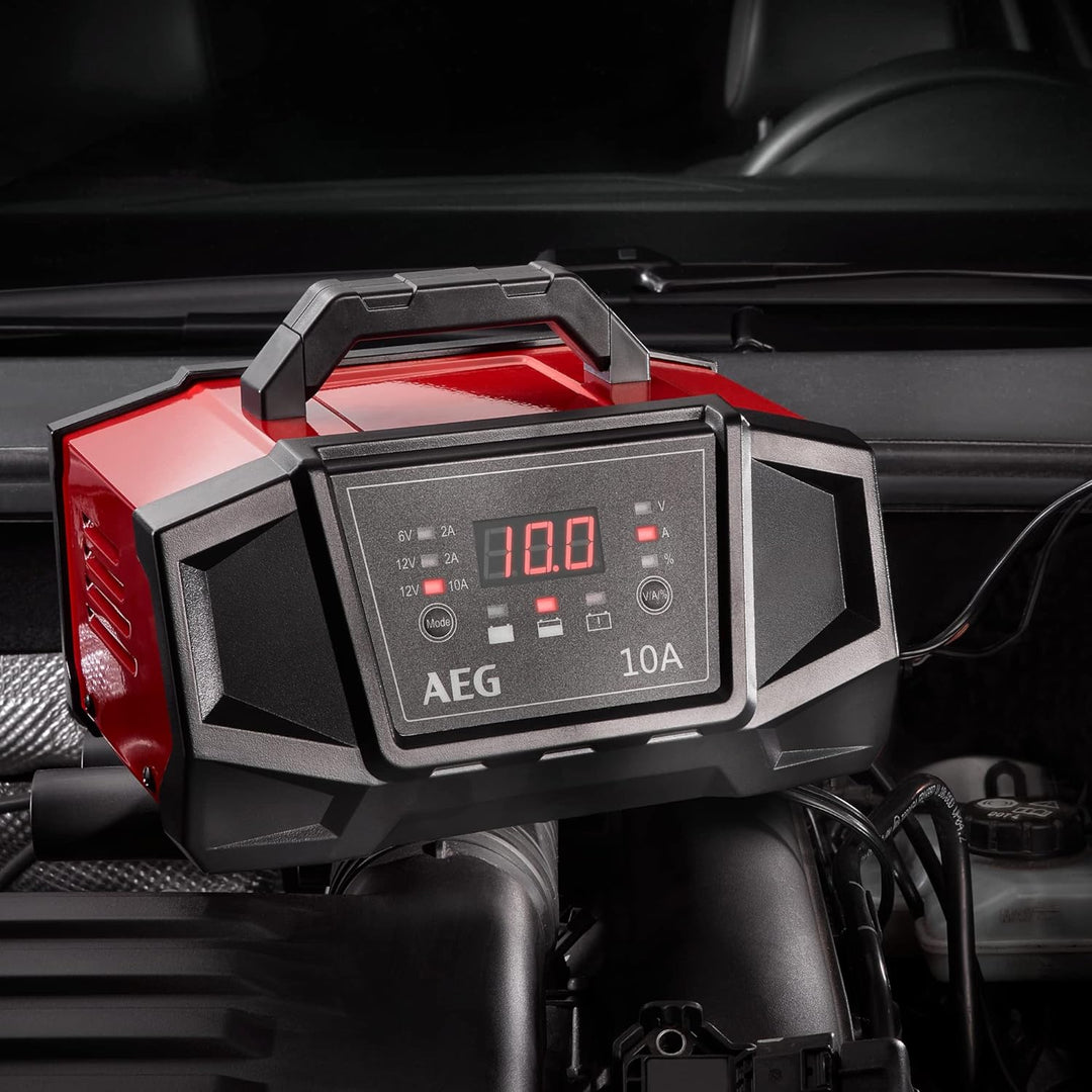 AEG 158008 Werkstatt-Ladegerät WM 10 Ampere für 6 und 12 Volt Batterien, mit Autostart-Funktion, CE,