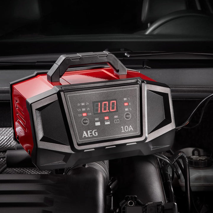 AEG 158008 Werkstatt-Ladegerät WM 10 Ampere für 6 und 12 Volt Batterien, mit Autostart-Funktion, CE,