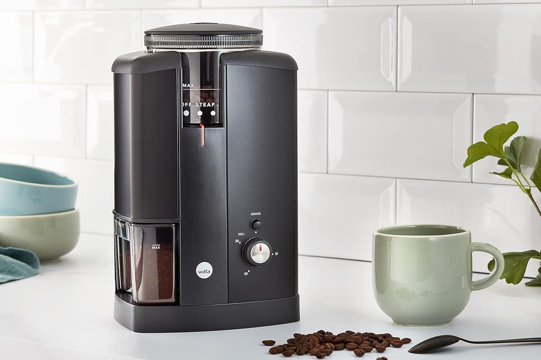 Wilfa SVART AROMA Kaffeemühle - 32 Mahlgradeinstellungen - Kegelmahlwerk - 250g Bohnenbehälter - mit