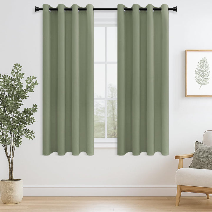 MRTREES Thermo Gardinen mit Ösen Blickdicht Grün für Küche Fenster Wohnzimmer Modern Kurz 2er Set H