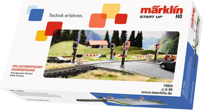 Märklin start up - Vollautomatischer Modelleisenbahn Bahnübergang Spur H0, 74924