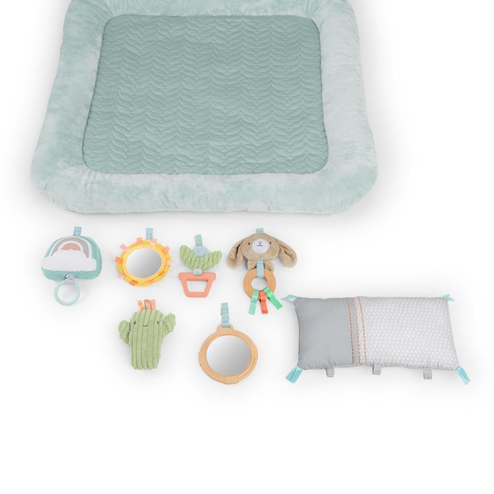Ingenuity - Calm Springs Plüsch Spielbogen für Baby, Ultra-Soft Premium Matte, inkl. Spielzeuge, Cal