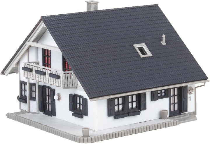 Faller 130640 H0 Saniertes Einfamilienhaus, 27.8 x 18.6 x 5.2 cm, Verschieden