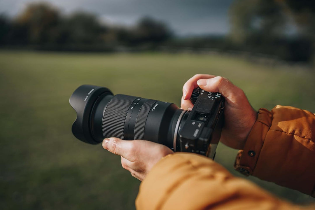 TAMRON 17-70mm F/2.8 Di III-A VC RXD Zoom-Objektiv für spiegellose APS-C-Systemkameras - für Sony E-