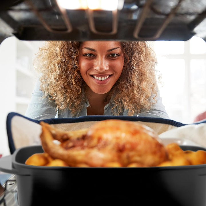 Relaxdays Bräter mit Deckel, Bratentopf 5 L, beschichteter Universalbräter mit Aromaknopf, Elektro-
