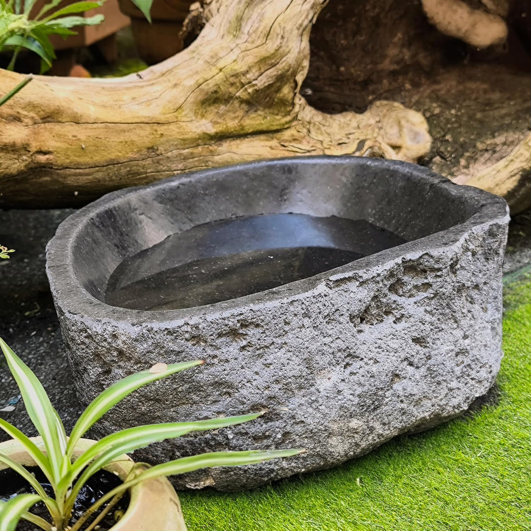 Steintrog Vogeltränke - Tier-Wassernapf aus Naturstein - Handgefertigte Schale - für Vögel, Hunde &