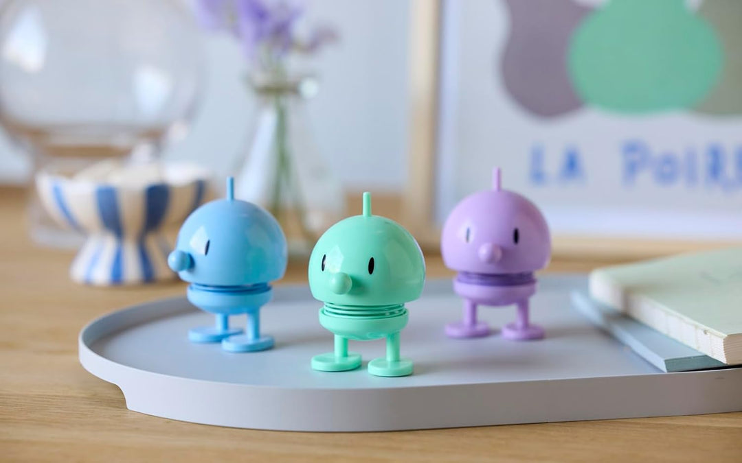Hoptimist Bumble, Wackelfigur Deko Skandinavisch, Deko Wohnzimmer, Schreibtisch Deko, Büro Gadgets,