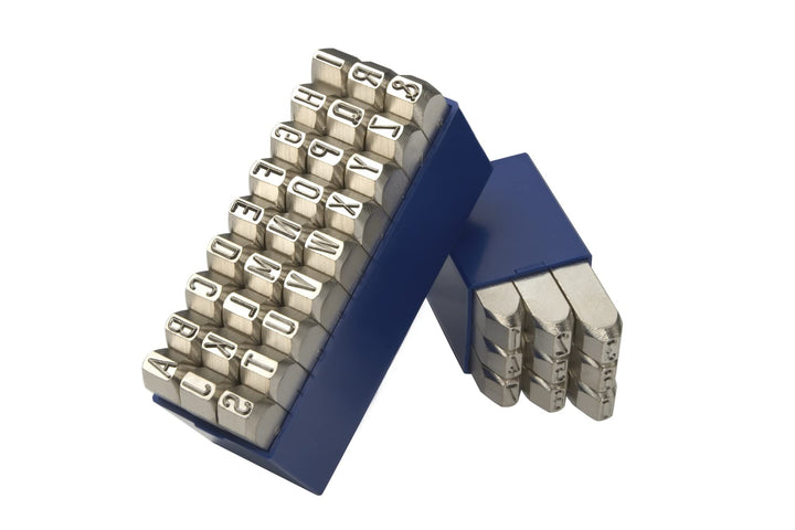 GRAVUREM-Nr. 1 Schlagzahlen und -buchstaben 0-9 + A-Z,& (Kombination) - für Edelstahl (VERNICKELTE O