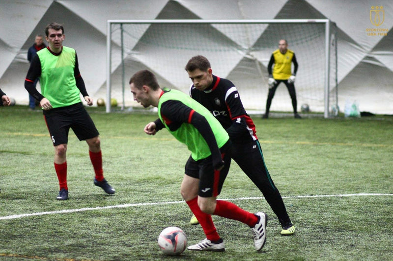 SPORTSBIBS Fussball Leibchen Set 10 Stück: 2 Farben - 5 von jeder Farbe, für Kinder und Erwachsene,