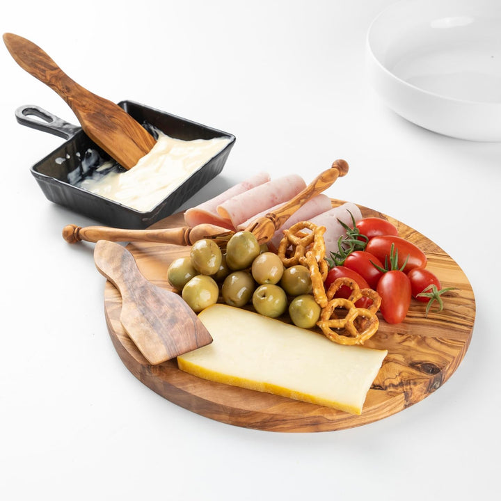 Handgefertigtes rundes Paddelbrett aus Olivenholz – gestreiftes Servierbrett für Käse, Brot und Vors