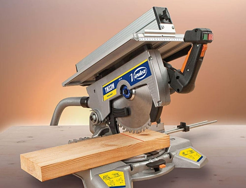 Tiltable mitre saw with upper table TM33W