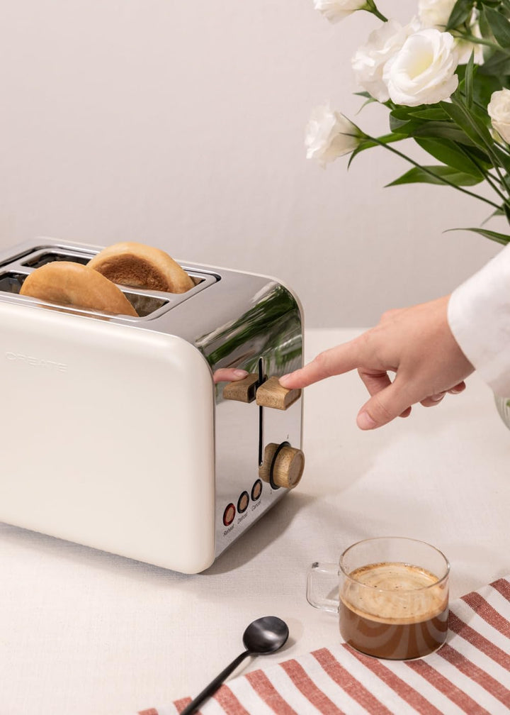 CREATE/TOAST RETRO/Toaster Cremeweiss / 6 Leistungsstufen, Krümelschublade, Thermostat, Auftauen, Au