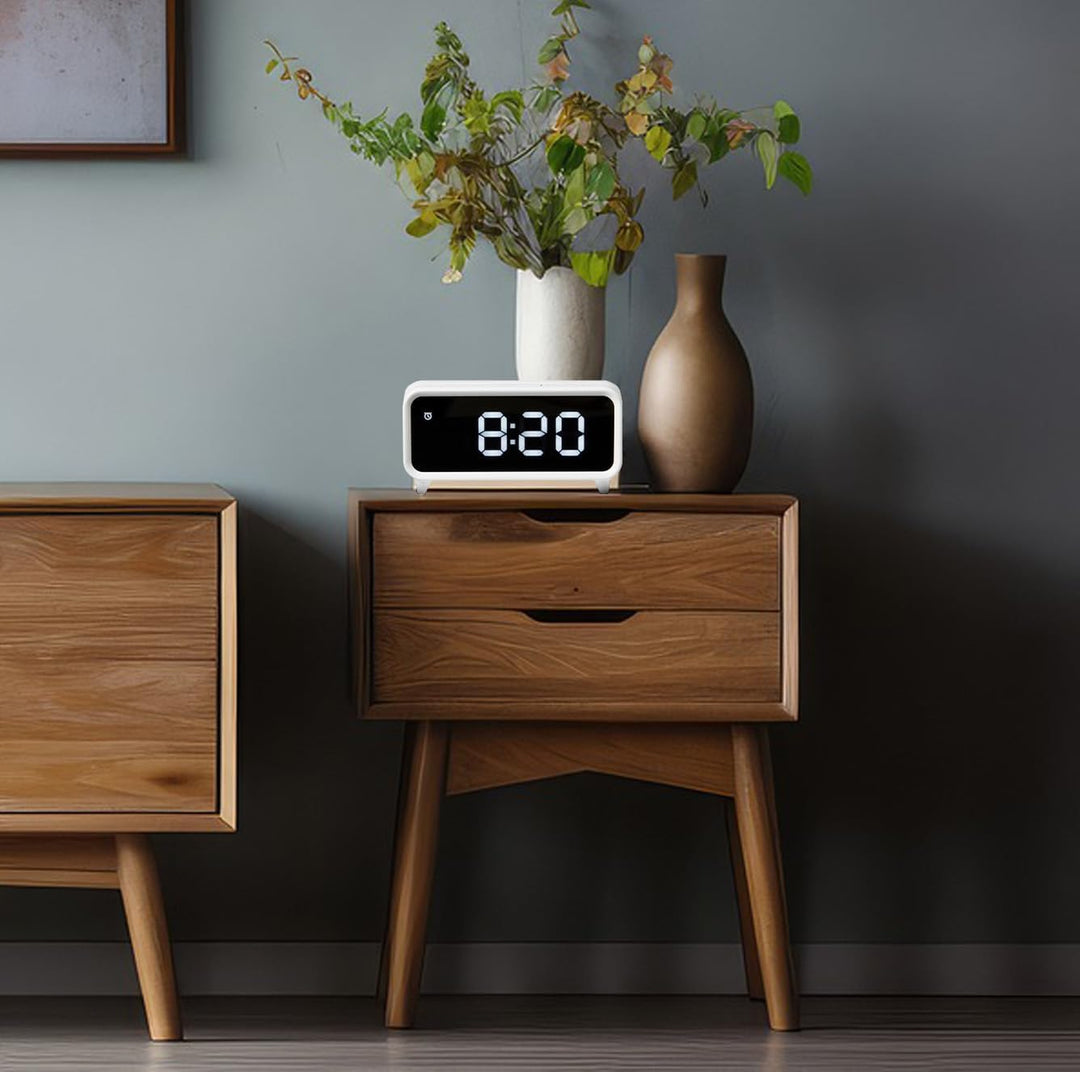 Northpoint Digitales DAB+ Radio mit Wecker Kabelloser Ladestation Nachtlicht und USB-Ladeanschluss 5