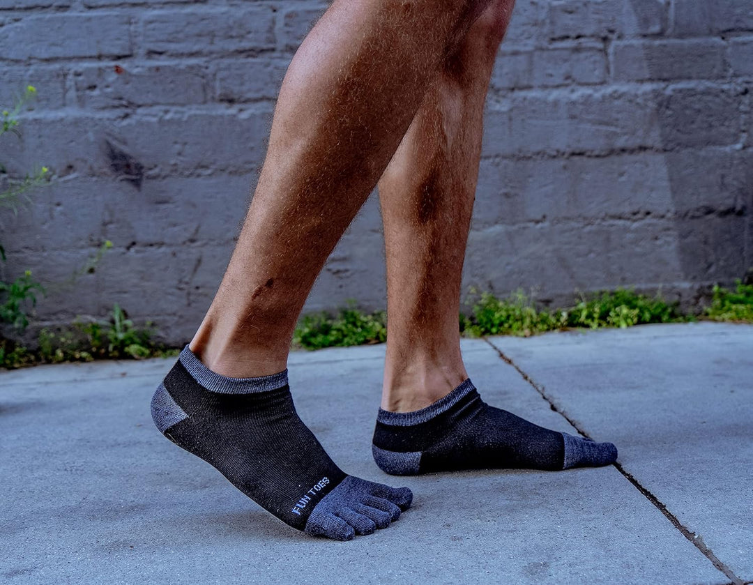 FUN TOES Herren-Zehensocken, Barfuss, Laufen, leicht, 6 Paar, Grösse EU 39-46 Weiss, Weiß