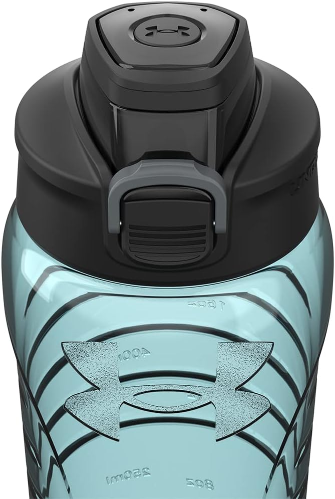 Under Armour 680 ml Wasserflasche, Pro Deckelbezug, bruchsicher, Flecken- und geruchsresistent. Bree