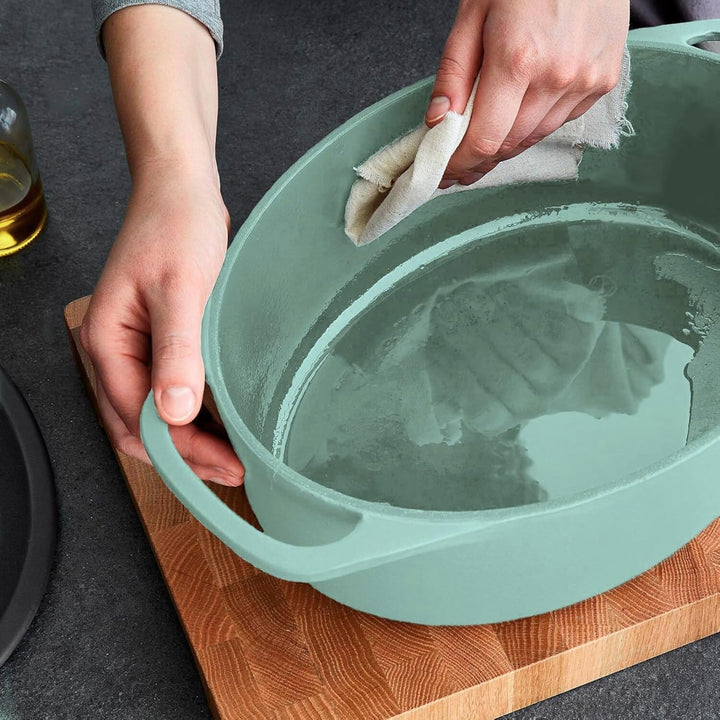 SPRINGLANE Cocotte mit Deckel, Mint, oval, 33 cm, 6,5 L, Gusseisen Bräter, Schmortopf Induktion Brät