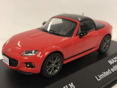 Mazda MX-5 Cabrio geschlossen 2013 rot, Modellauto 1:43 / Triple9
