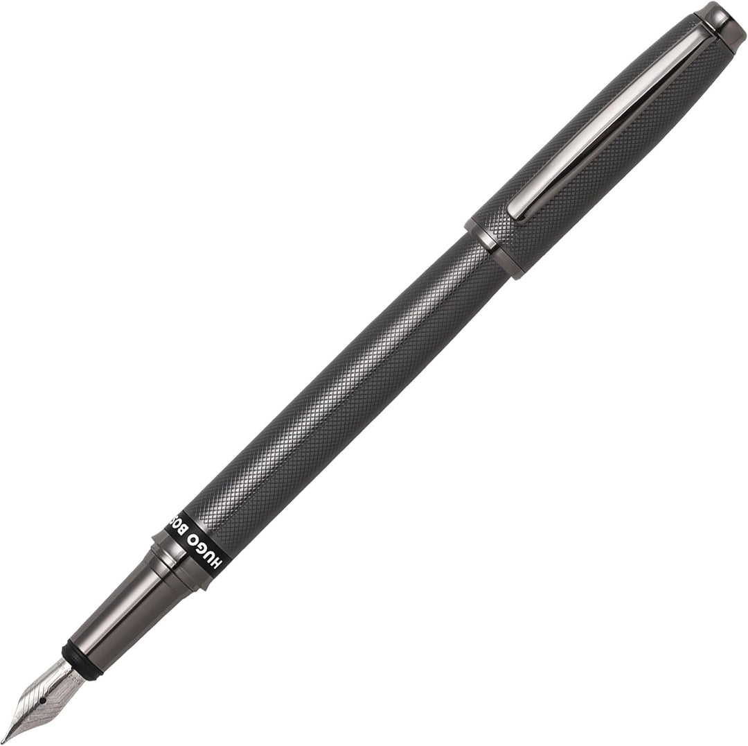Hugo Boss Stream Füllfederhalter aus Messing in der Farbe Gun, Länge: 14,5cm, Federstärke: M, HSW378
