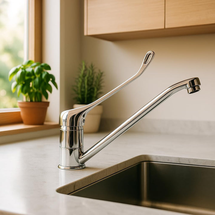 Edelstahl-Messing Horizontale Spültischarmatur mit Langem Griff, Einzigartiges Design, Warm-Kaltwass