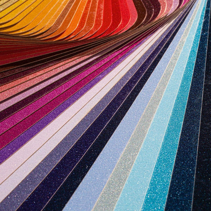 RAL E4 Farbfächer, 70 Metallic-Farben, ganzseitige Farbmuster,