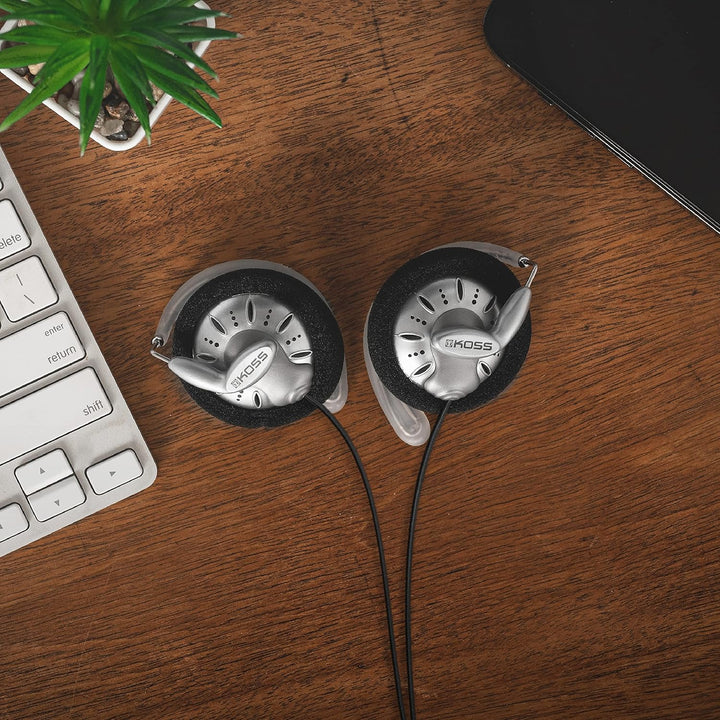 Koss KSC75 Stereo Kopfhörer mit Ohrclip für iPod, iPhone, MP3 und Smartphone - Schwarz/Silber Einzel