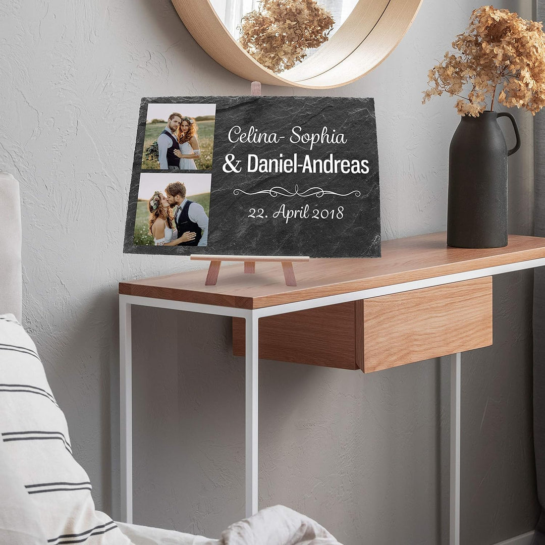 wandmotiv24 Schiefertafel Hochzeit mit Staffelei, Personalisierbar Digitaldruck 2 Farb-Fotos + Vorna