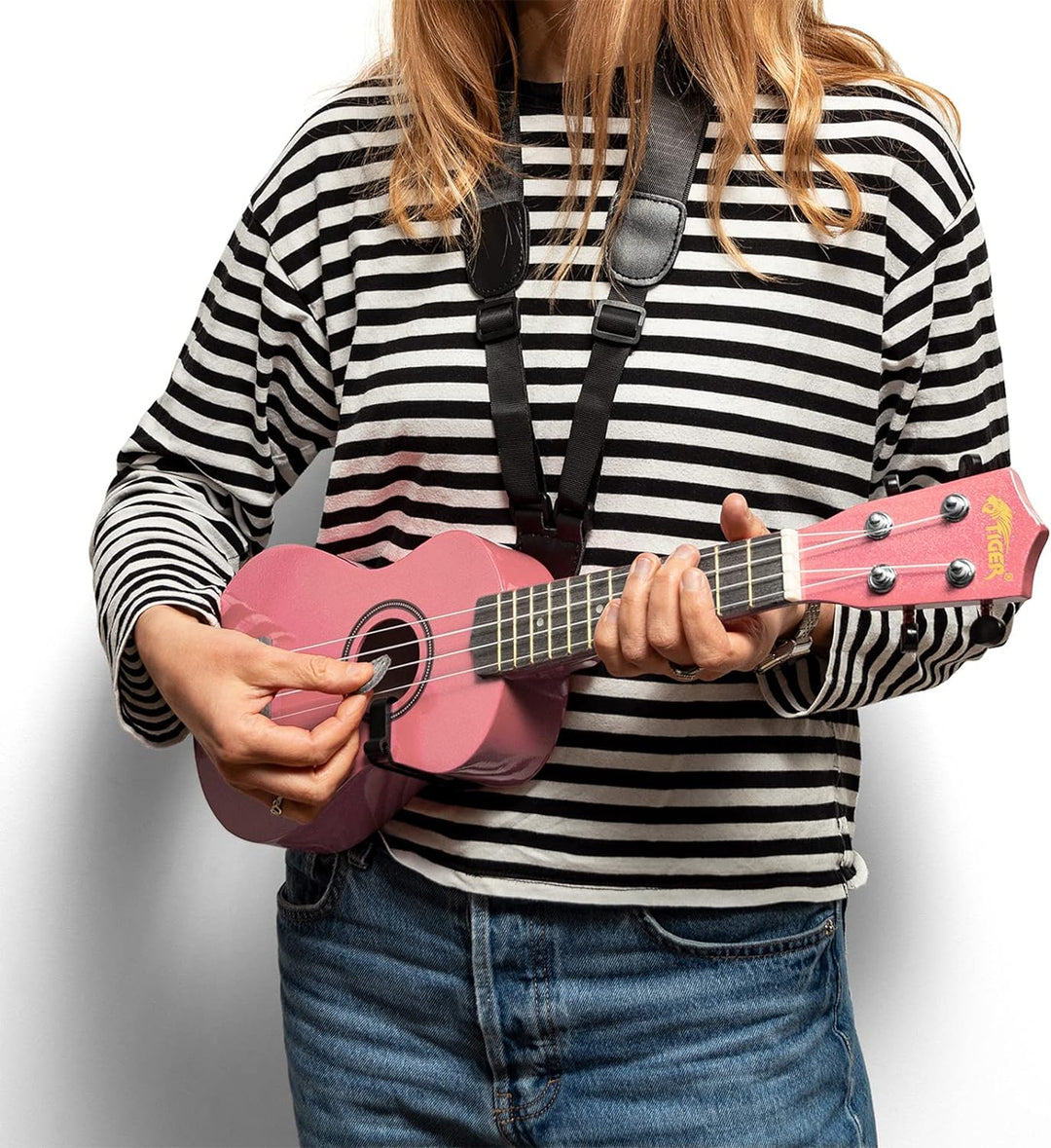Tiger UKE7-PK Sopran Ukulele mit Tasche - für Anfänger - Rose Ukulele und Börse Rosa, Ukulele und Bö