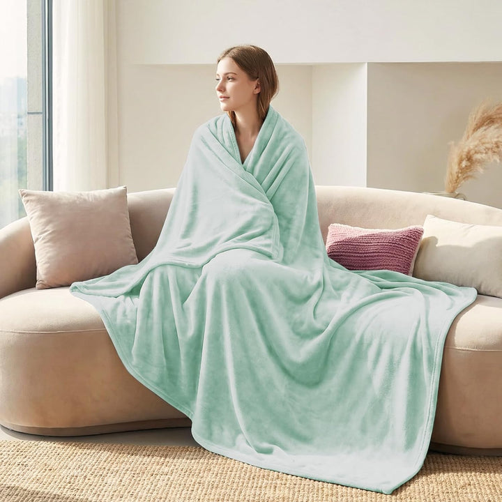 CozyLux Kuscheldecke Flauschig Decke Gross XXL 230x270 cm für 4 Jahreszeiten - Weich/Warm/Leicht Sof