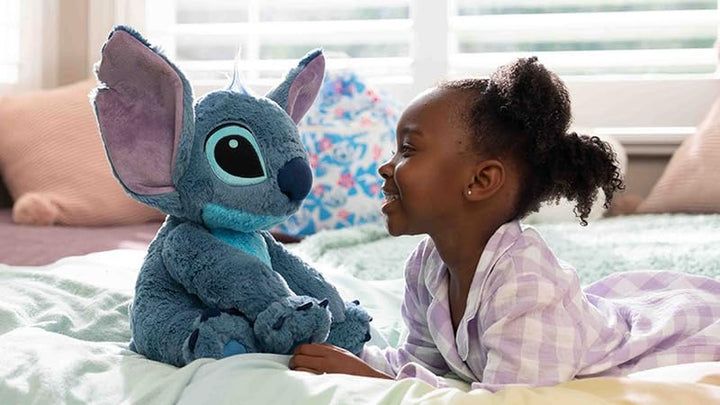 Disney Store Stitch Offizielles mittelgrosses Kuscheltier für Kinder, 38 cm, Kuscheltier mit Sticker