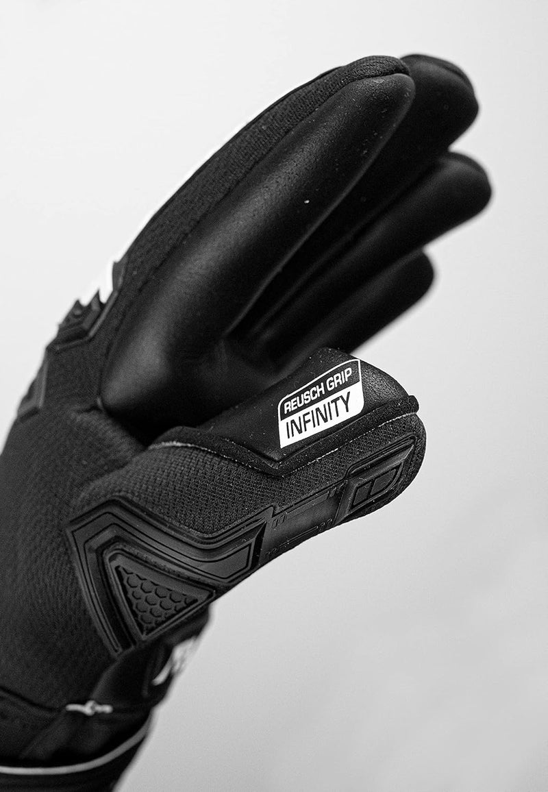 Reusch Attrakt Freegel Infinity Unisex Torwarthandschuhe mit Innennaht Schnitt und Grip Infinity Bel