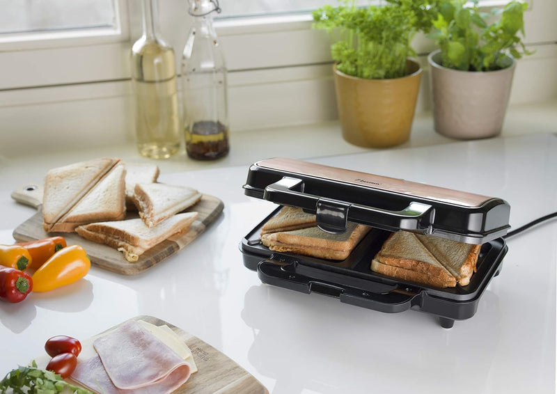 Bestron XL Sandwichmaker, Antihaftbeschichteter Sandwich-Toaster für 2 Sandwiches, 900 Watt, Schwarz