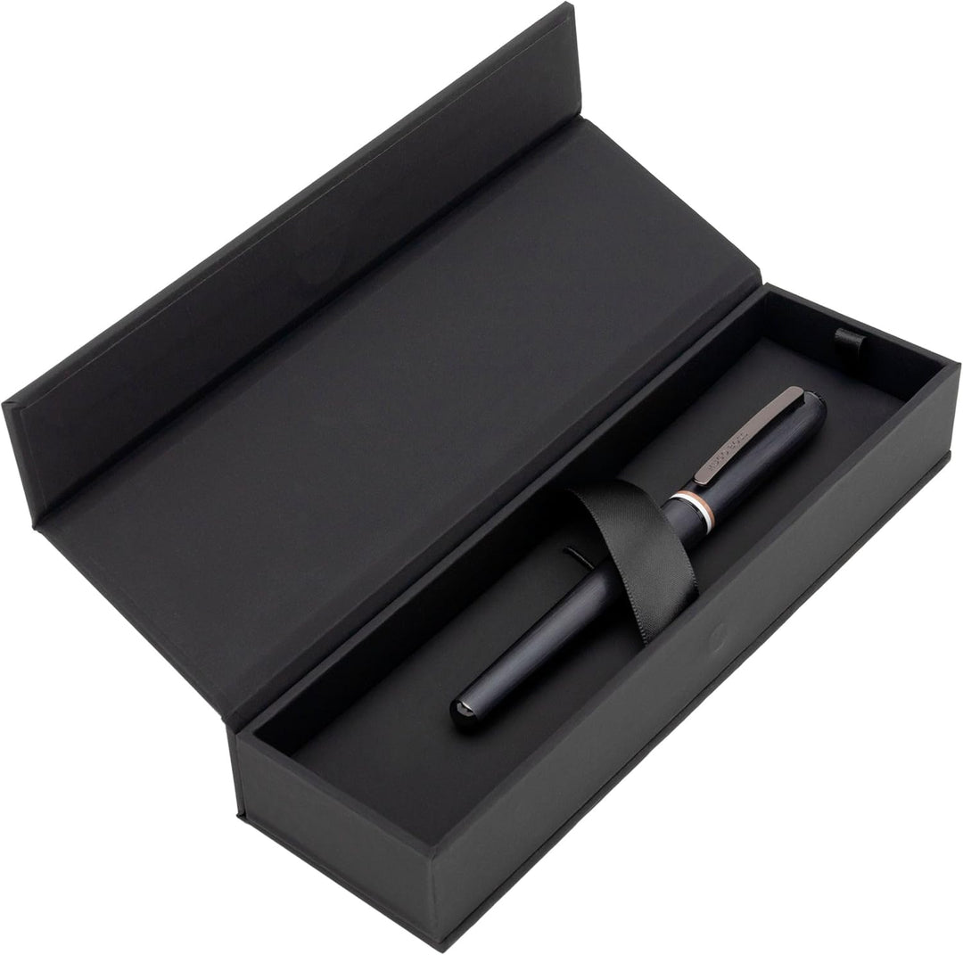 Hugo Boss Contour Iconic Füllfederhalter aus Messing und Aluminium in der Farbe Schwarz, Länge: 13,6