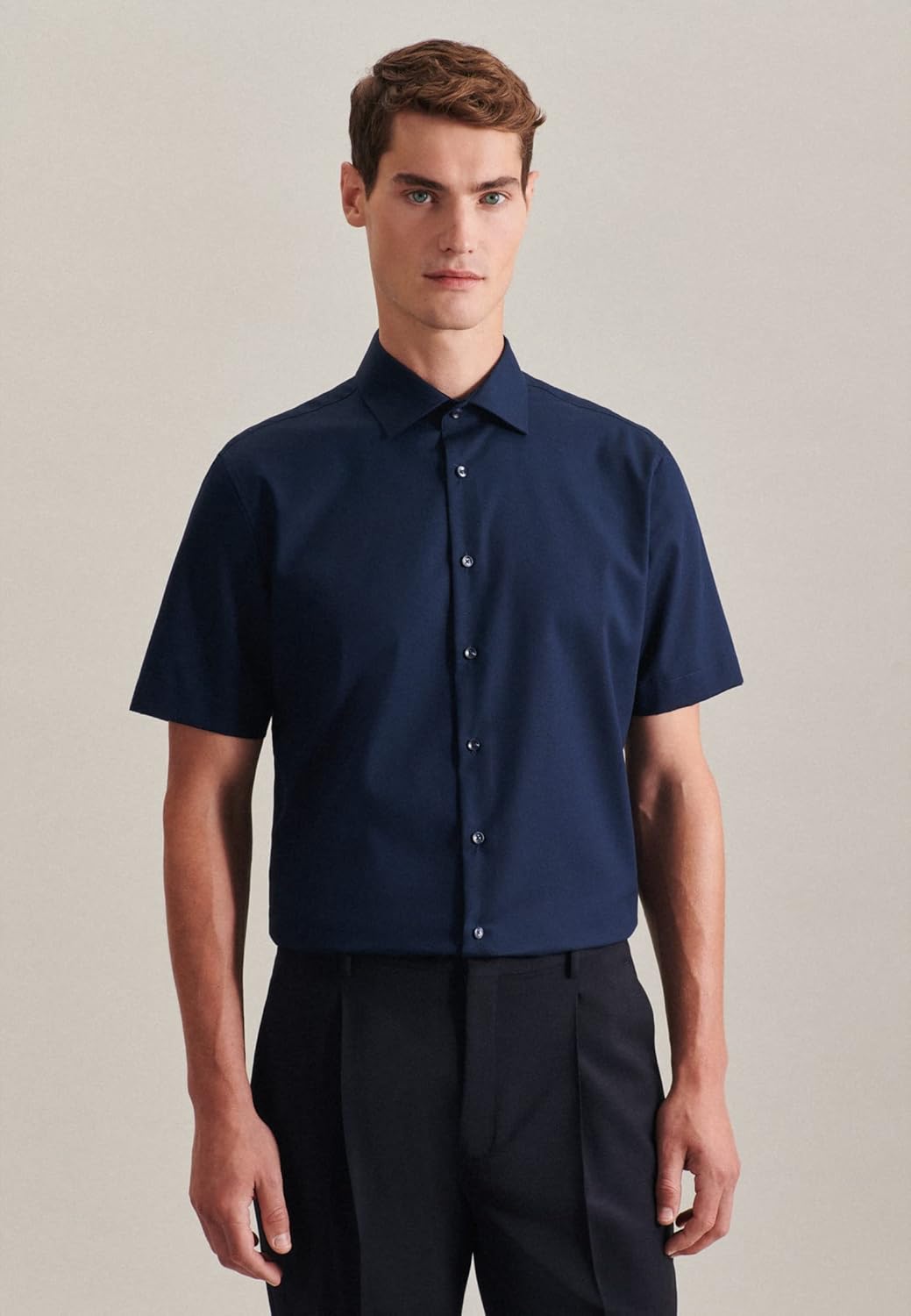 Seidensticker Herren Men Shaped Shortsleeve Cotton Businesshemd 36 Dunkelblau(021001), 36 Dunkelblau